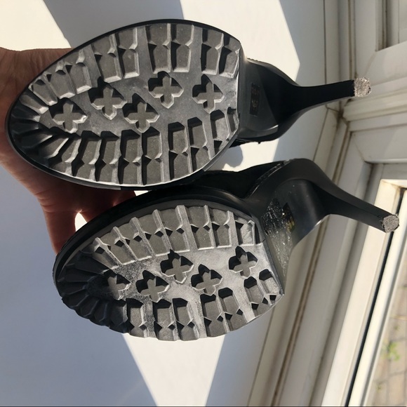 BCBG booties - Picture 3 of 6